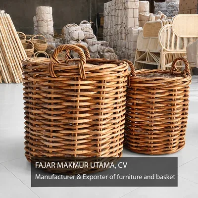 atural Rattan CL Planter & Firewood Basket
