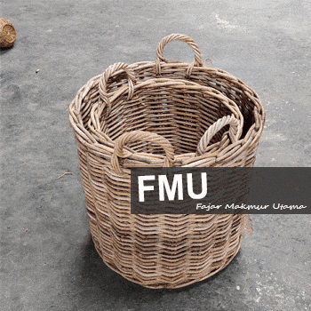 Set 2 round wicker basket