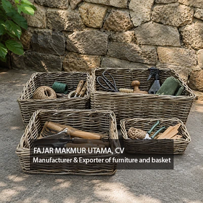 Rectangular wicker basket